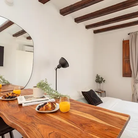 Apartment Stylish Gothic *